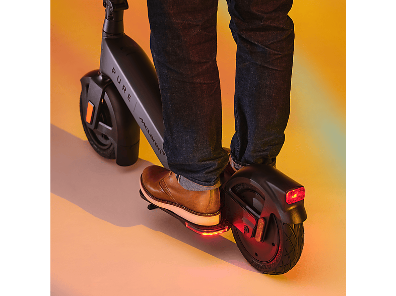 Pure Electric Advance+ McLaren E-Scooter, Schwarz — Foto 3 von 5