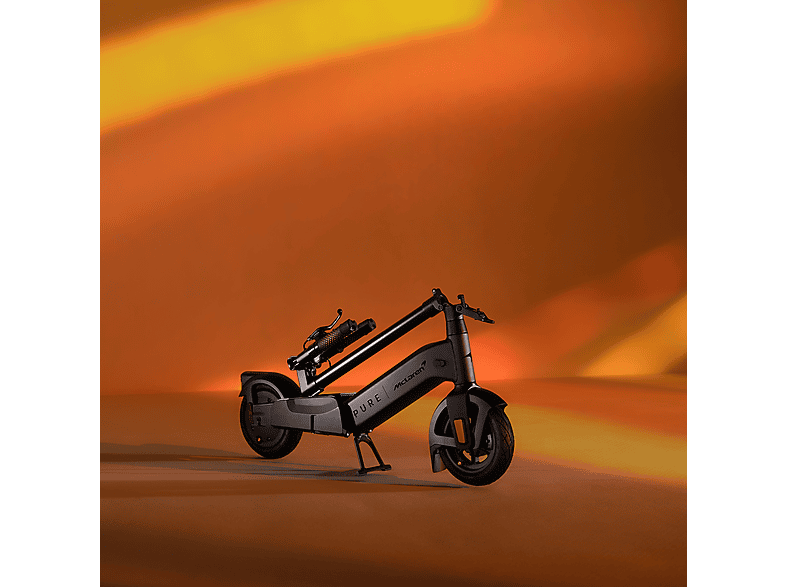 Pure Electric Advance+ McLaren E-Scooter, Schwarz — Foto 4 von 5