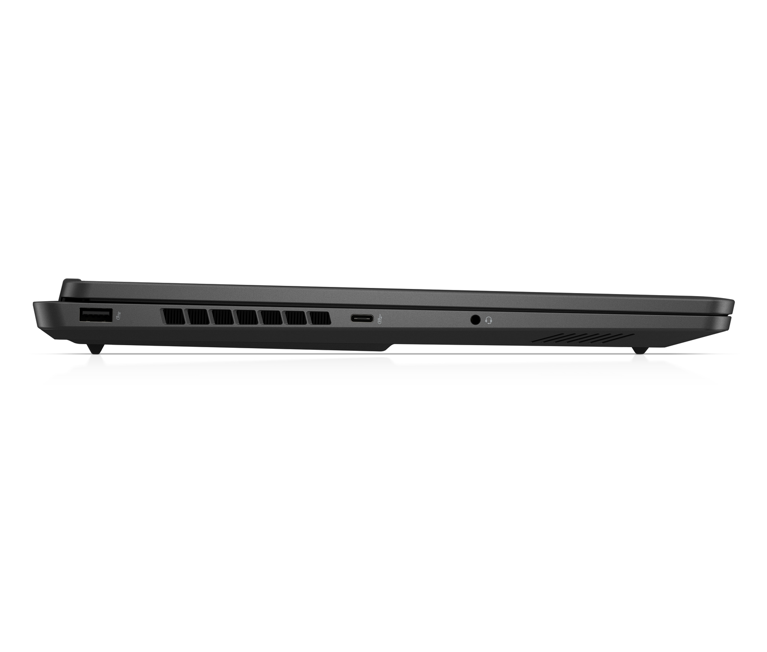 Vista lateral de portátil negro con USB-A, rejillas, USB-C y conector de auriculares.