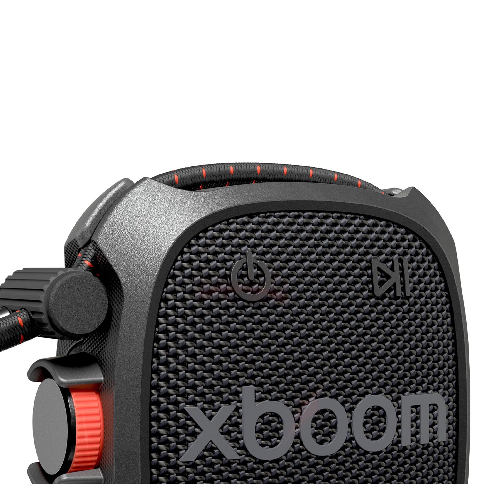 Altavoz compacto negro con acentos rojos y controles. Presenta el logo 'xboom'.