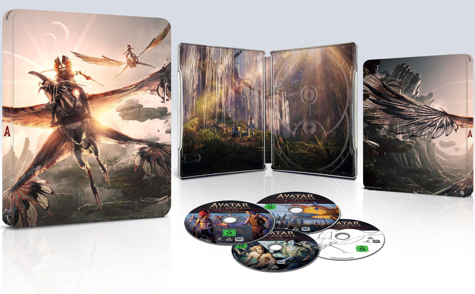 Avatar Blu-ray Steelbook mit drei Discs und Außencovern, die Kreaturen zeigen.
