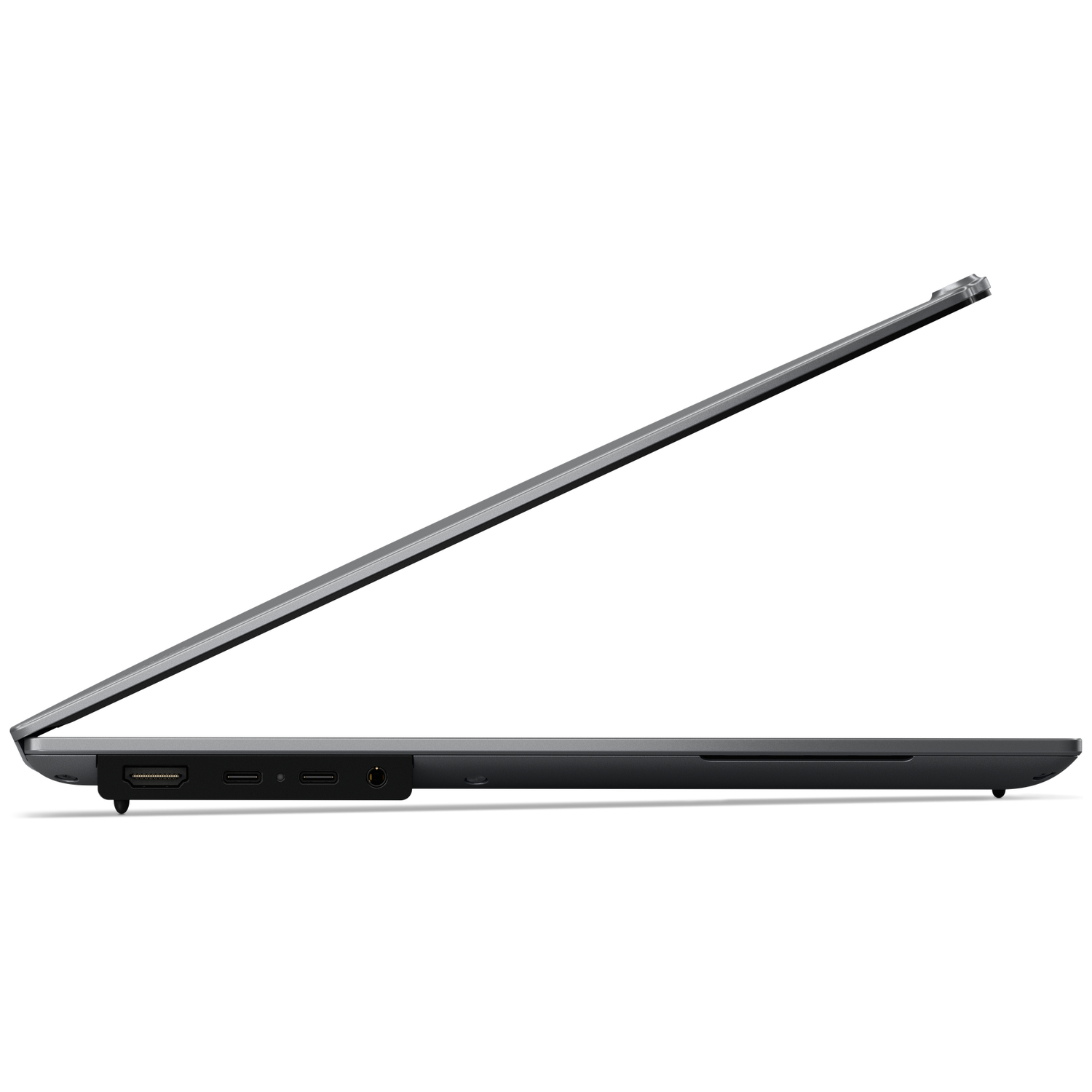 Een grijze laptop in profiel, met het deksel open. Poorten zichtbaar.