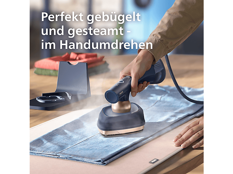 Philips OneTurn 2-in-1 2-in-1 Bügeleisen & Steamer (1800 Watt, Dunkelblau/Gold, Drehbarer Bügelkopf, mit SoftBoard & Dock) — Foto 3 von 5