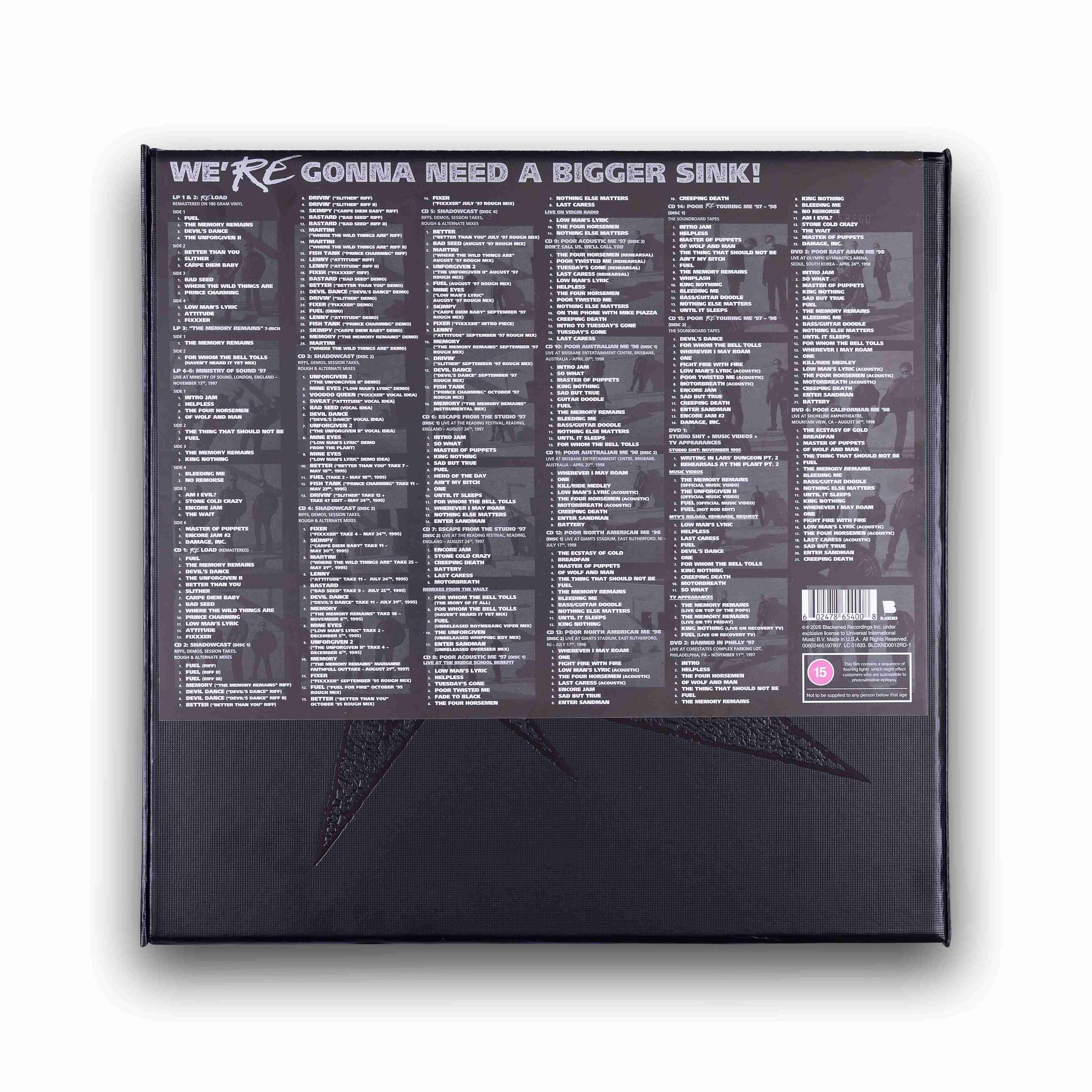 Rückseite einer Musik-Box mit Songtiteln, aufgeteilt in CDs und DVDs.