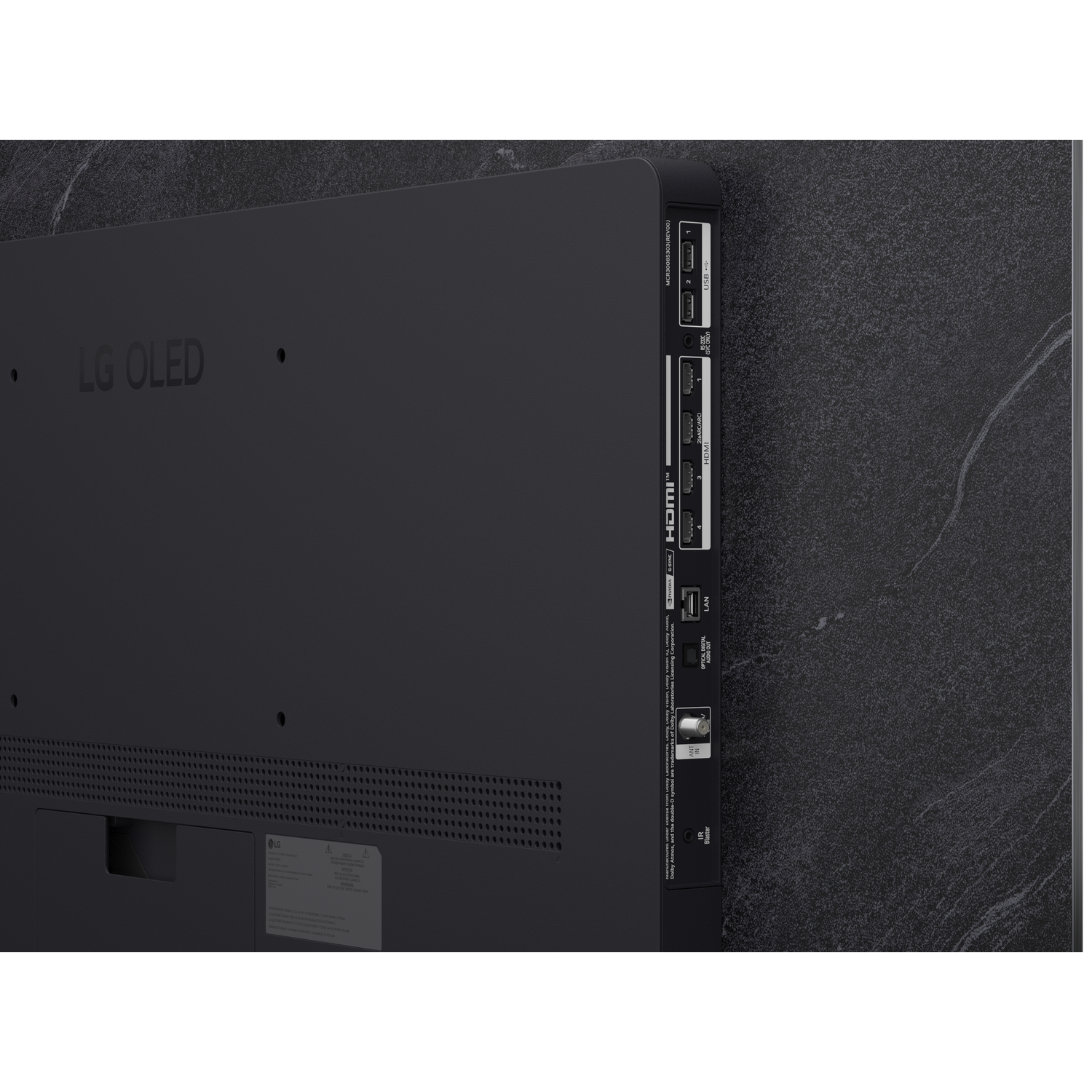 Arrière d'un téléviseur LG OLED noir montrant divers ports.