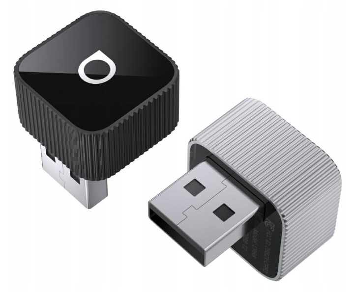 Dwa adaptery USB, jeden czarny z logo, jeden srebrny.