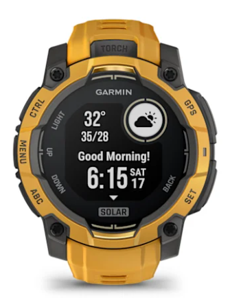 Żółty zegarek Garmin pokazuje 32 stopnie, Dzień Dobry i 6:15.