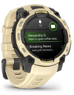 Beżowy smartwatch Garmin wyświetlający powiadomienia na ekranie.