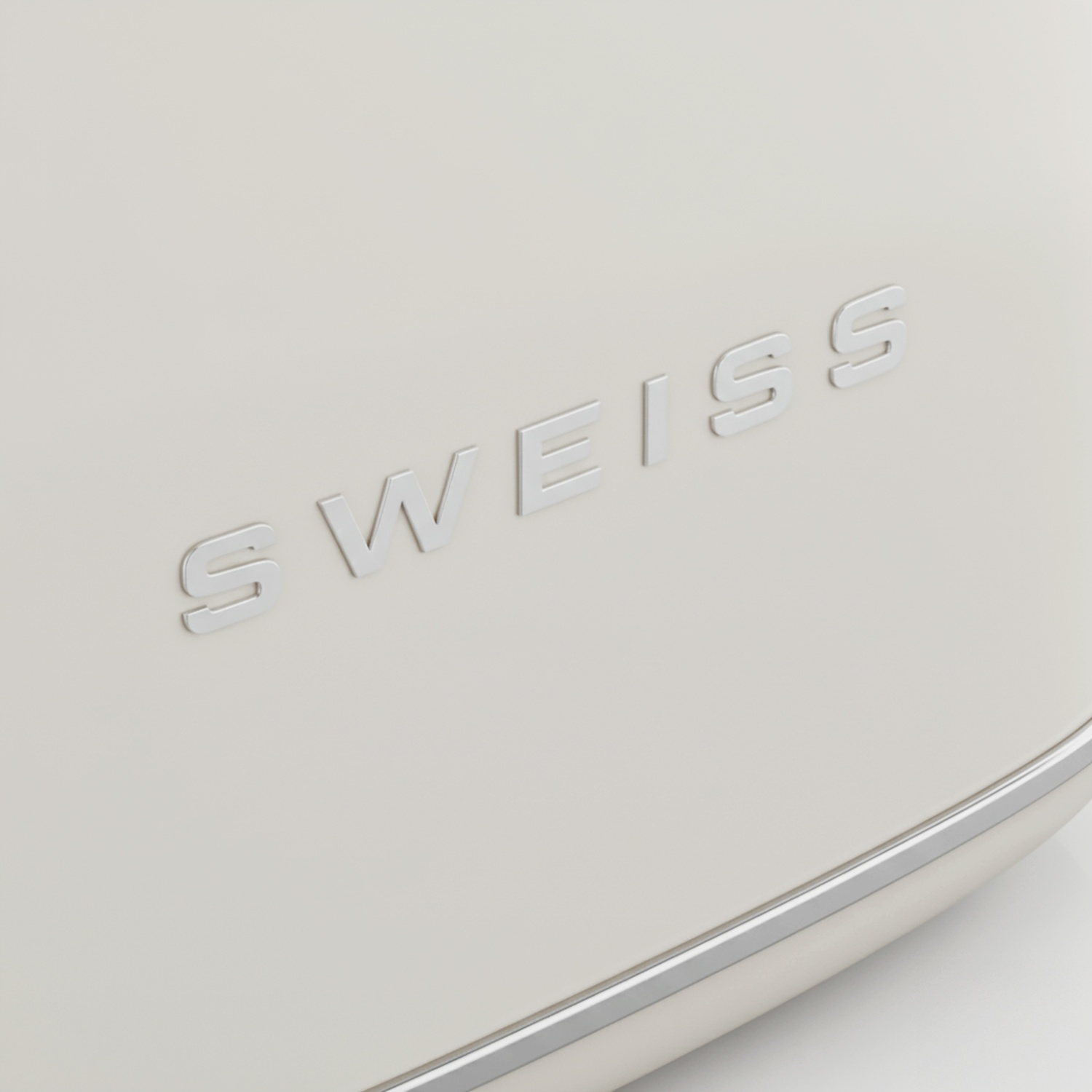La parola "SWISS" è in rilievo su sfondo color crema, con lettere argentate.