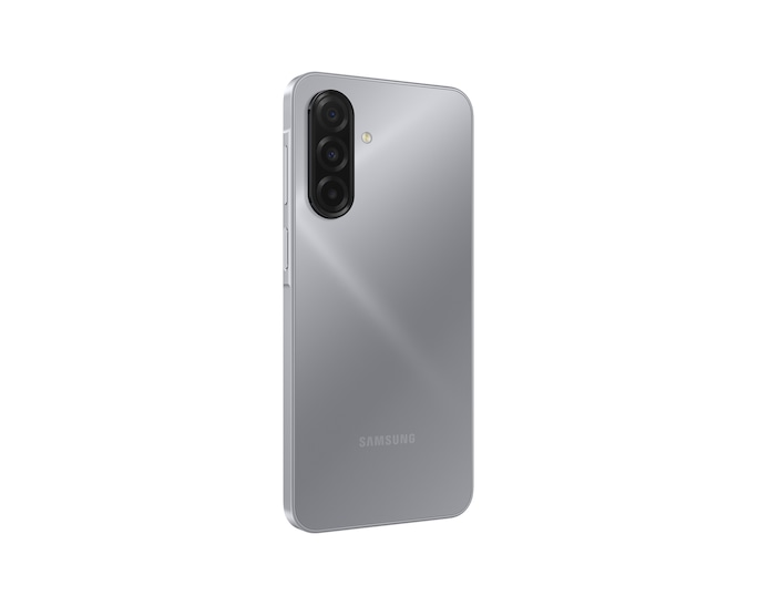 Tył srebrnego smartfona Samsung z trzema aparatami.