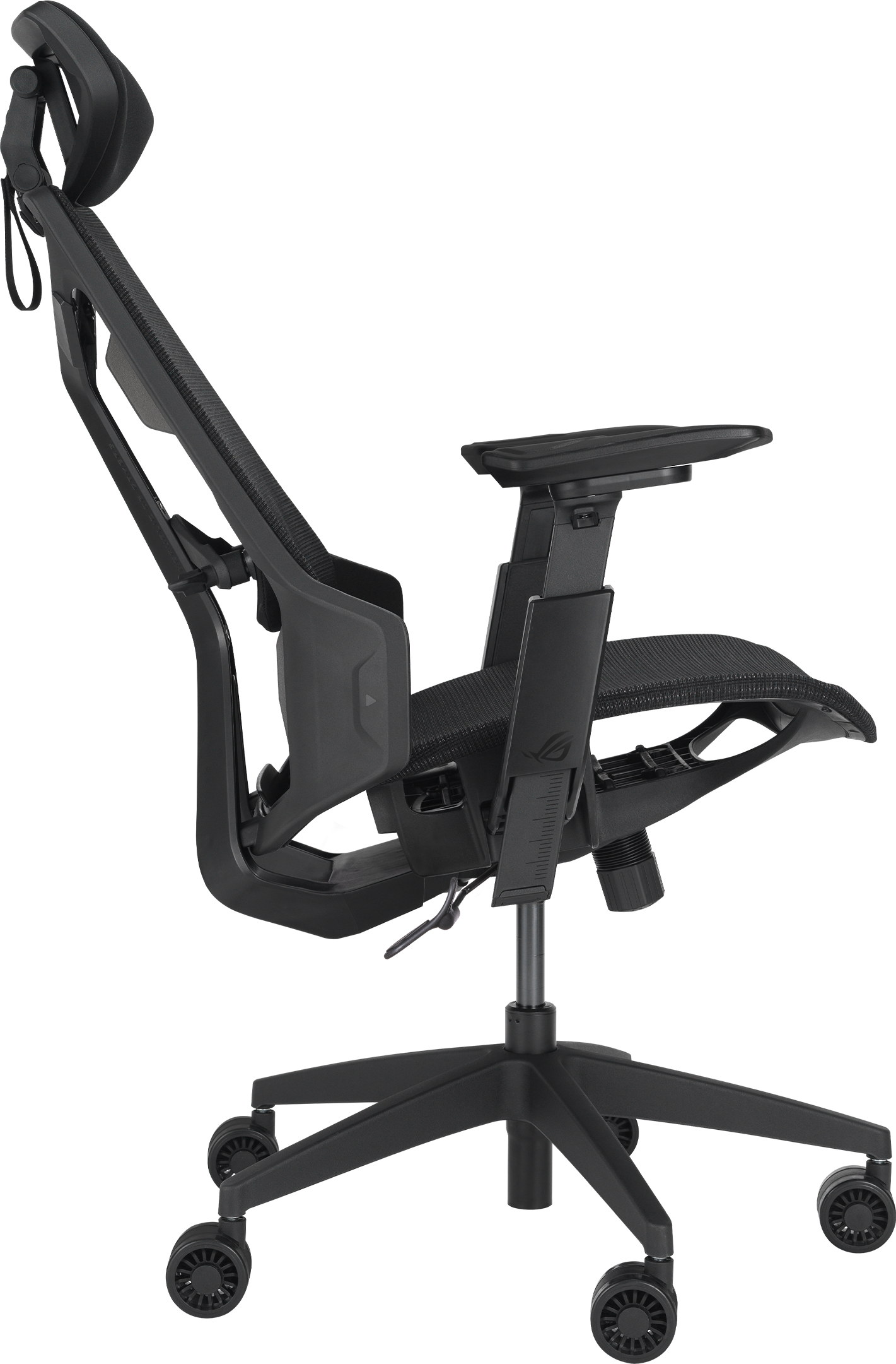 Sedia da ufficio ergonomica nera con schienale e braccioli regolabili.