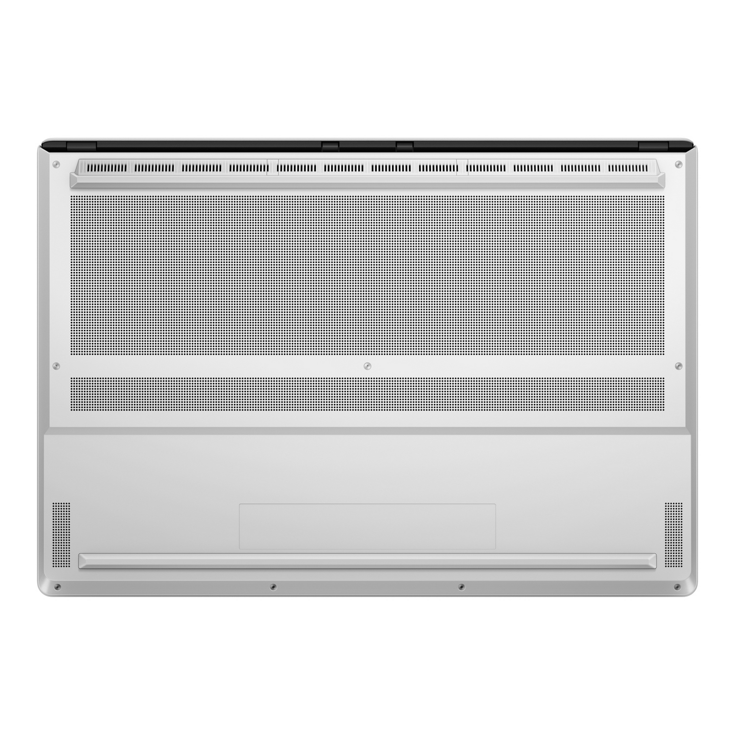 Parte inferior de un portátil plateado con rejillas de ventilación y tornillos.