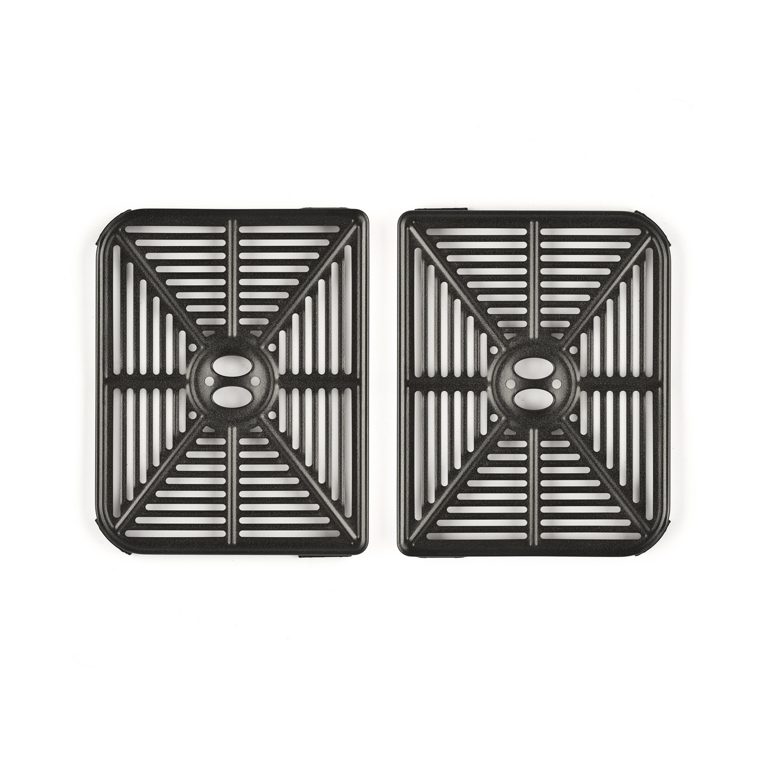 Due griglie per barbecue nere rettangolari con barre diagonali e dettaglio circolare centrale.