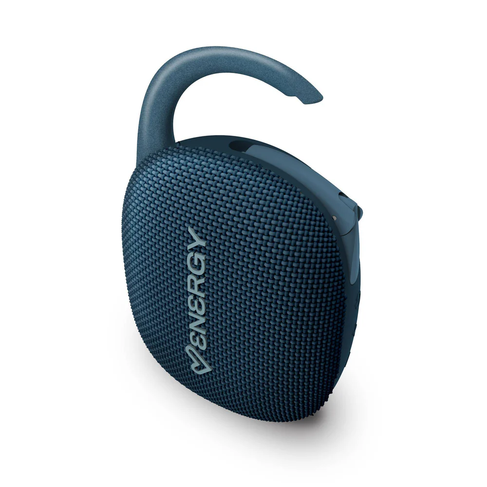 Sötétkék, ovális Bluetooth hangszóró akasztóval.