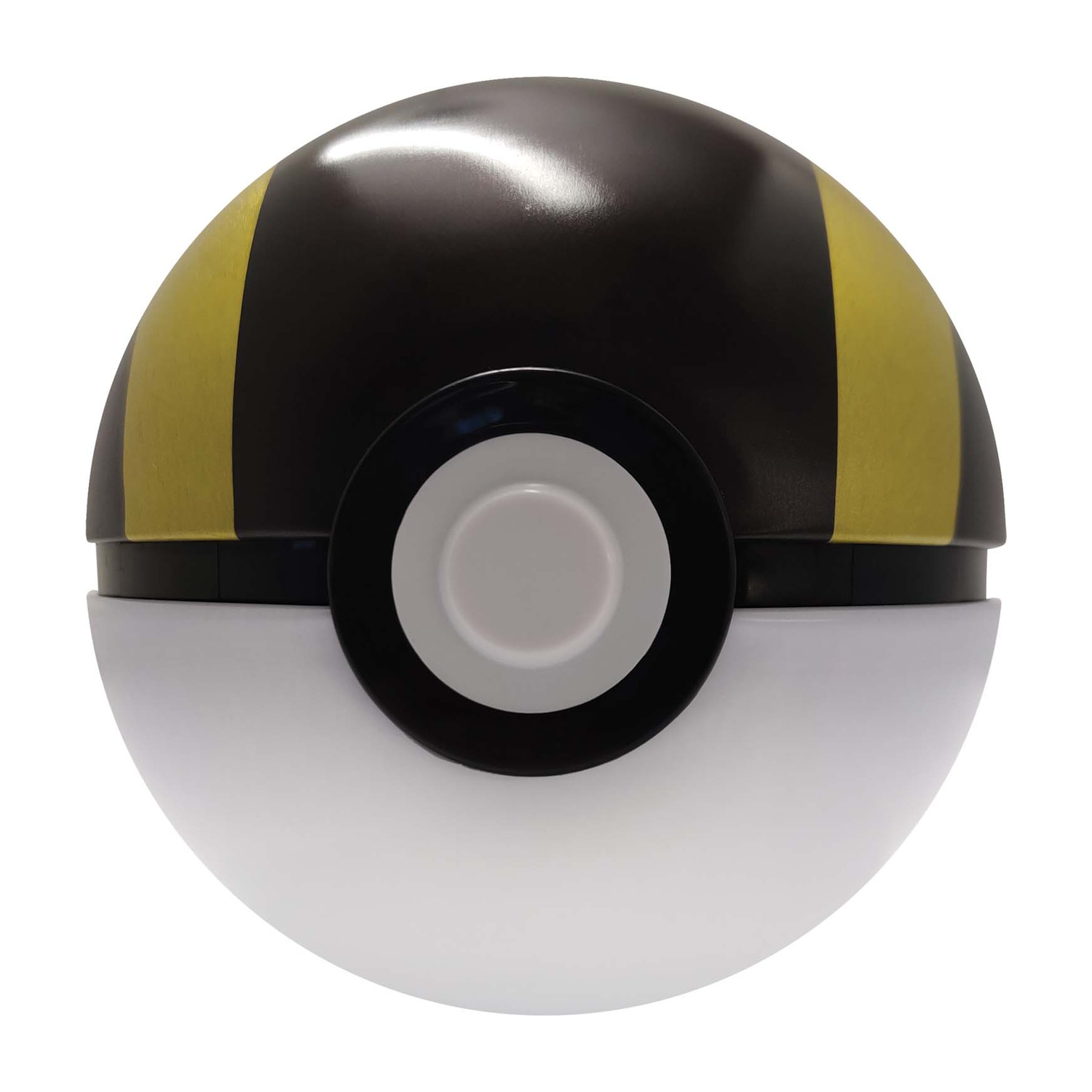 Un Pokéball nero con strisce gialle e parte inferiore bianca.