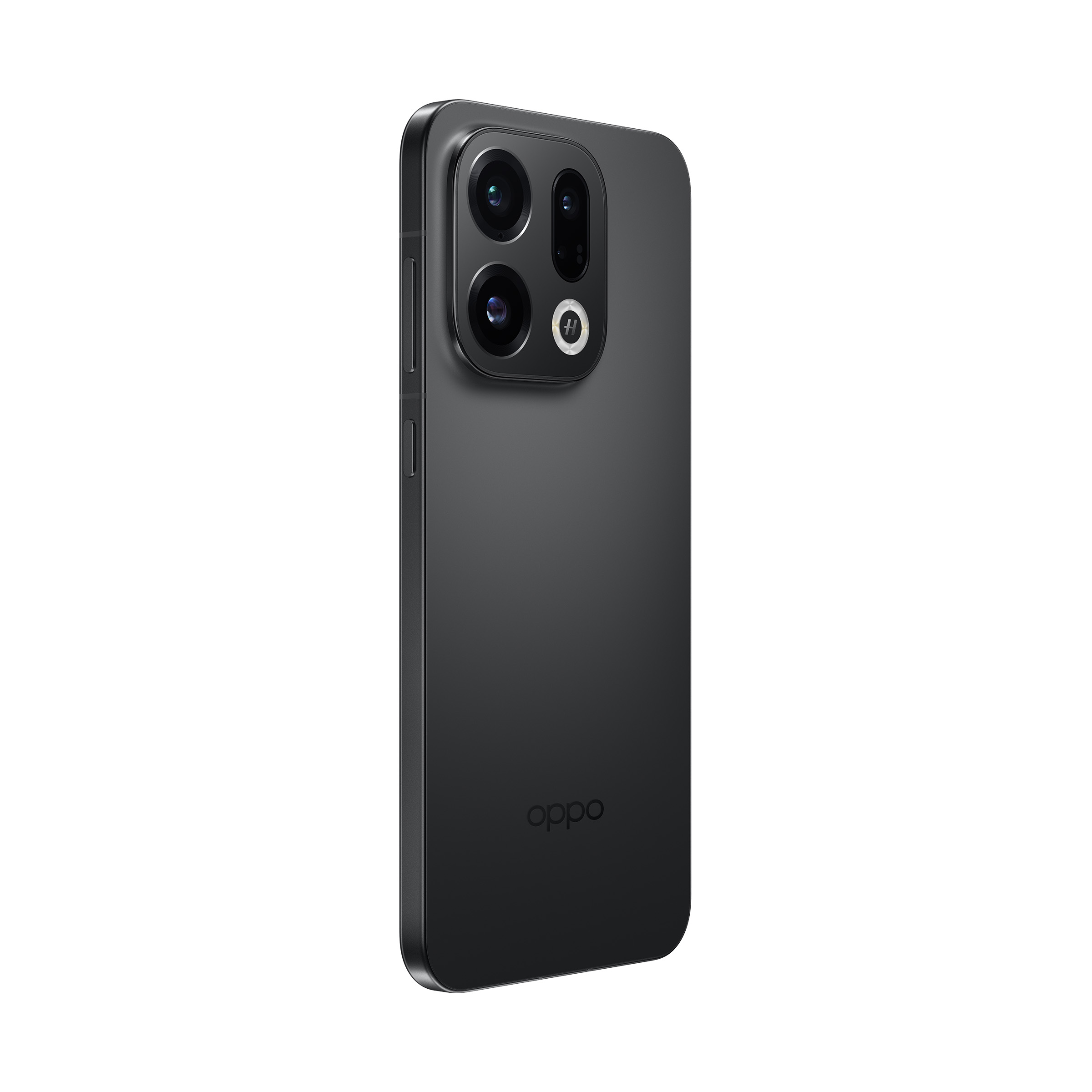 Czarny smartfon z trzema obiektywami aparatu i logo Oppo z tyłu.