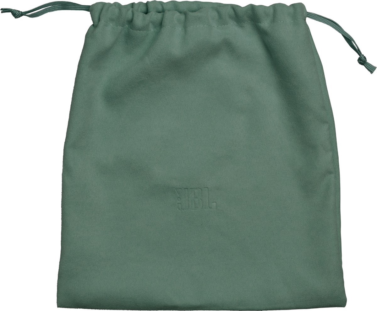 Ein grüner JBL-Stoffbeutel mit Kordelzug, auf schwarzem Hintergrund.