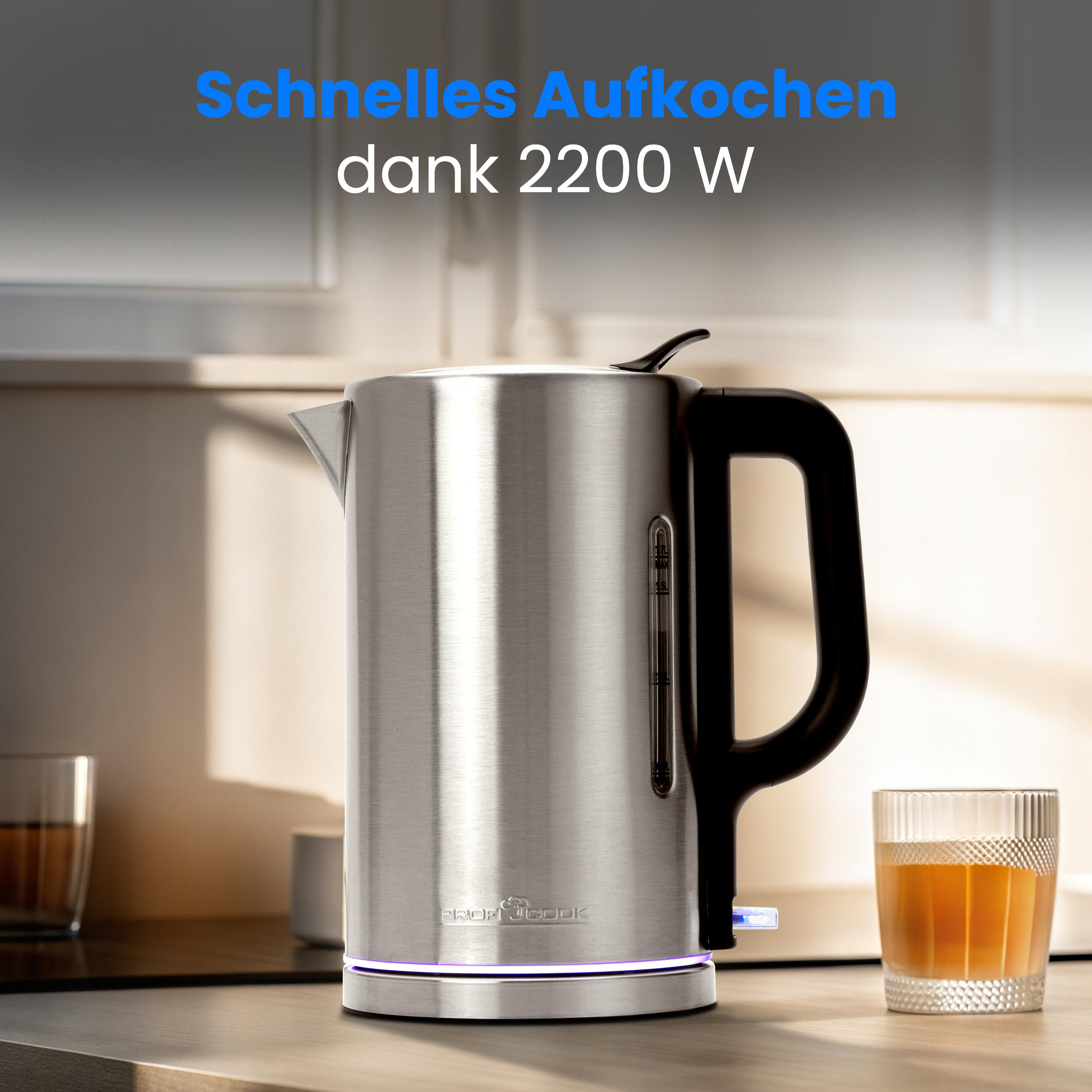Edelstahl-Wasserkocher mit schwarzem Griff, dampfend, neben Gläsern.