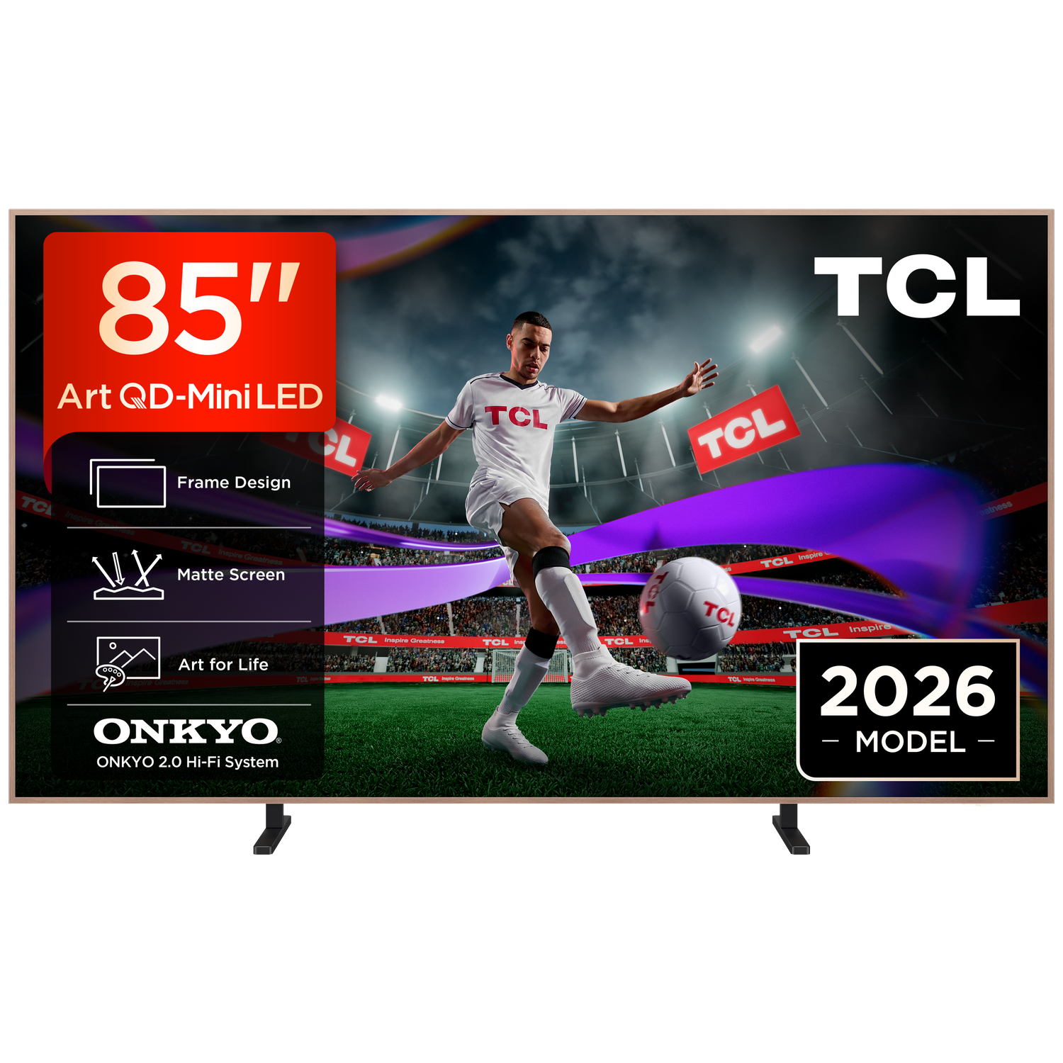 Een 85-inch TCL TV toont een voetballer in een stadion. 2026 Model.