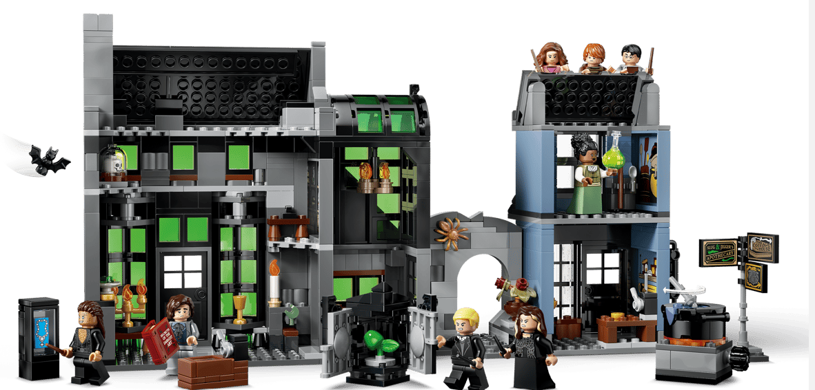 Lego Harry Potter Set mit Figuren und Gebäude mit grünen Fenstern.