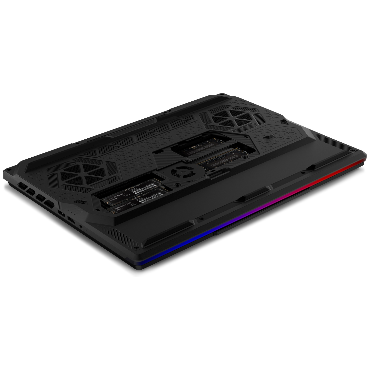 Onderkant van een zwarte laptop met RGB-verlichting, twee SSD's en ventilatoren.