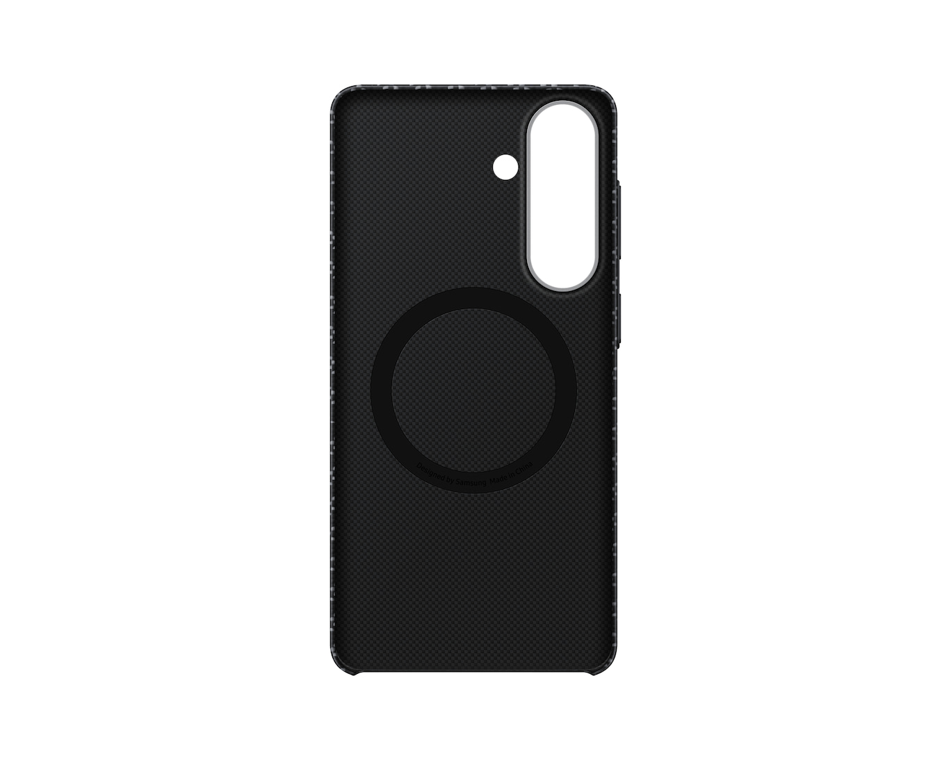 Czarne etui na telefon z pierścieniem magnetycznym i wycięciem aparatu.