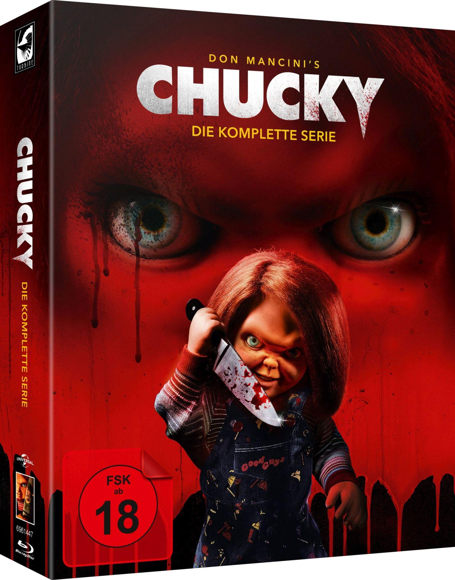 Chucky-Puppe mit Messer vor blutrotem Hintergrund, "Chucky: Die komplette Serie".