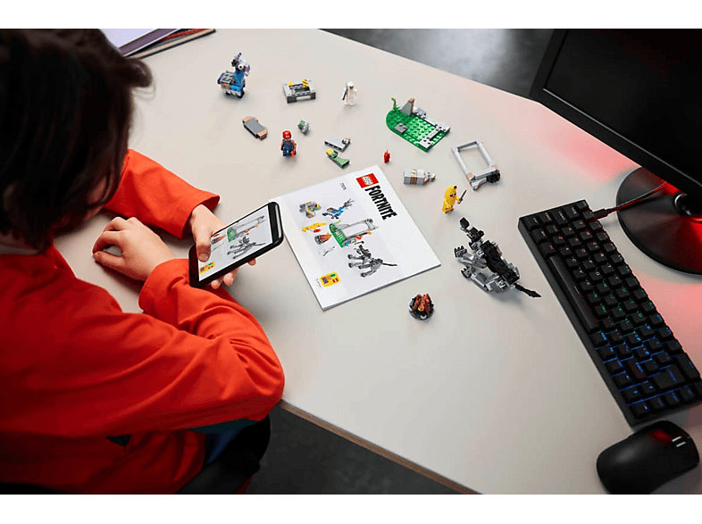 Lego Fortine: 77075 Das Lager von Schali und der Zündkerzenkünstlerin Bausatz — Foto 3 von 4