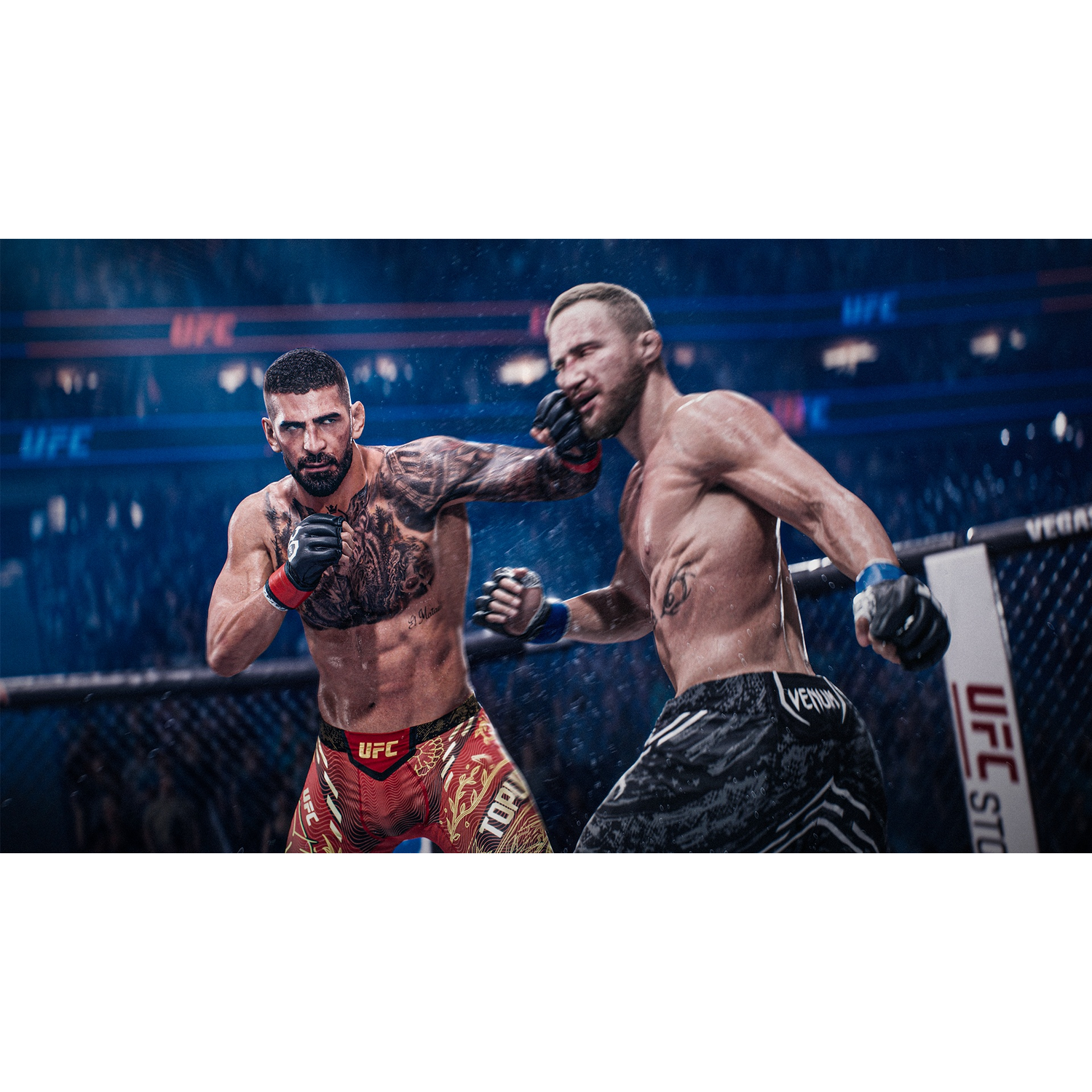 Twee MMA-vechters in een ring, één slaat. UFC-logo's zichtbaar. Actiefoto.
