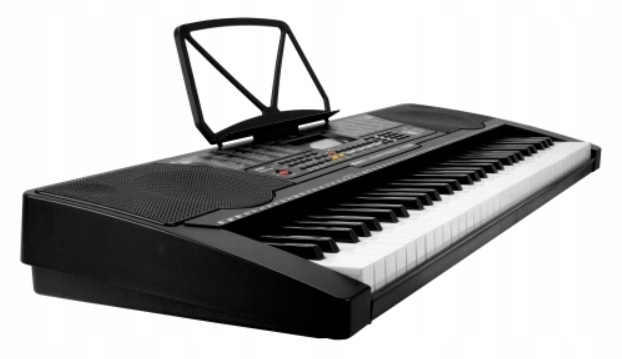 Czarna keyboard z pulpitem na nuty i białymi i czarnymi klawiszami.