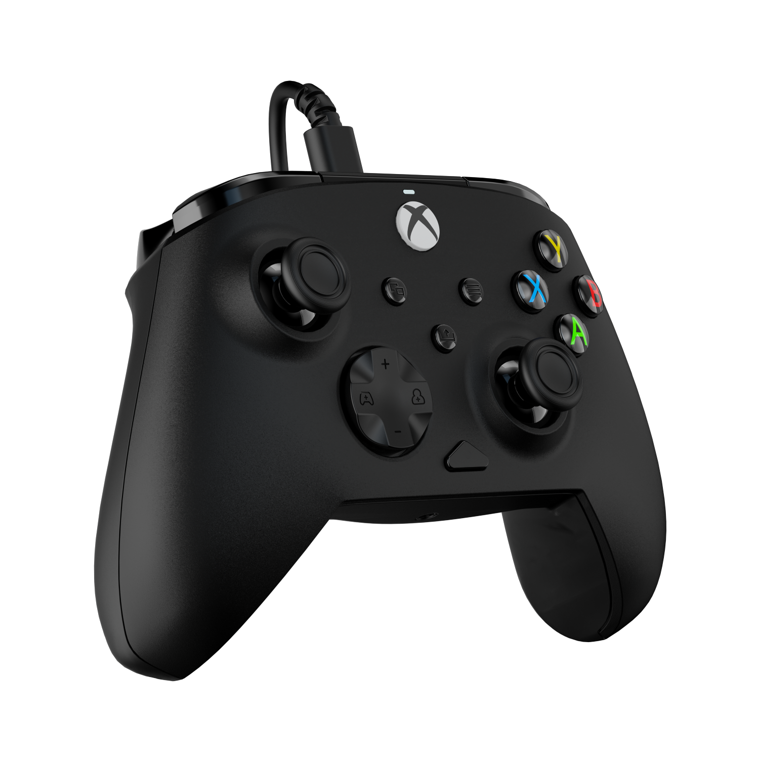 Mando negro de Xbox con cable, visto desde el frente izquierdo.