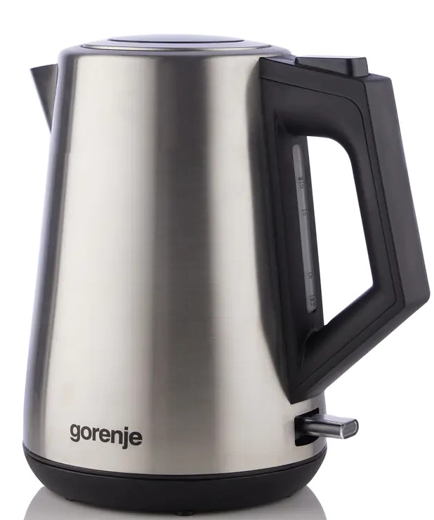 Srebrny czajnik Gorenje z czarną rączką i wskaźnikiem poziomu wody.