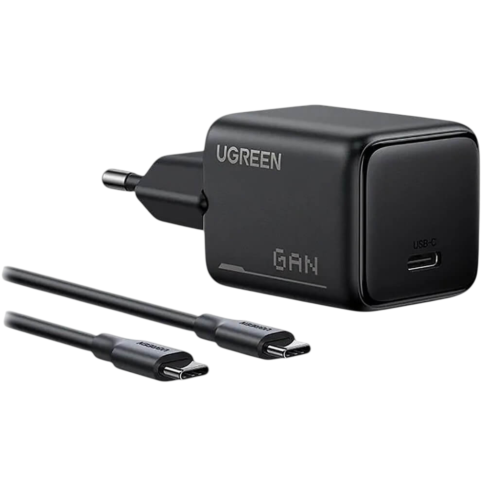 İki siyah USB-C kablolu siyah UGREEN GAN USB-C güç adaptörü.