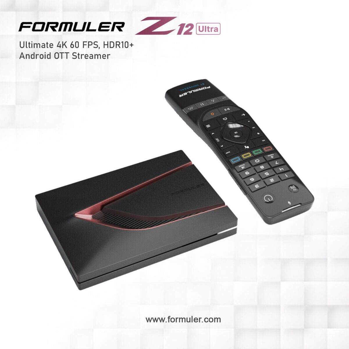 Un streamer OTT Android noir et une télécommande côte à côte.