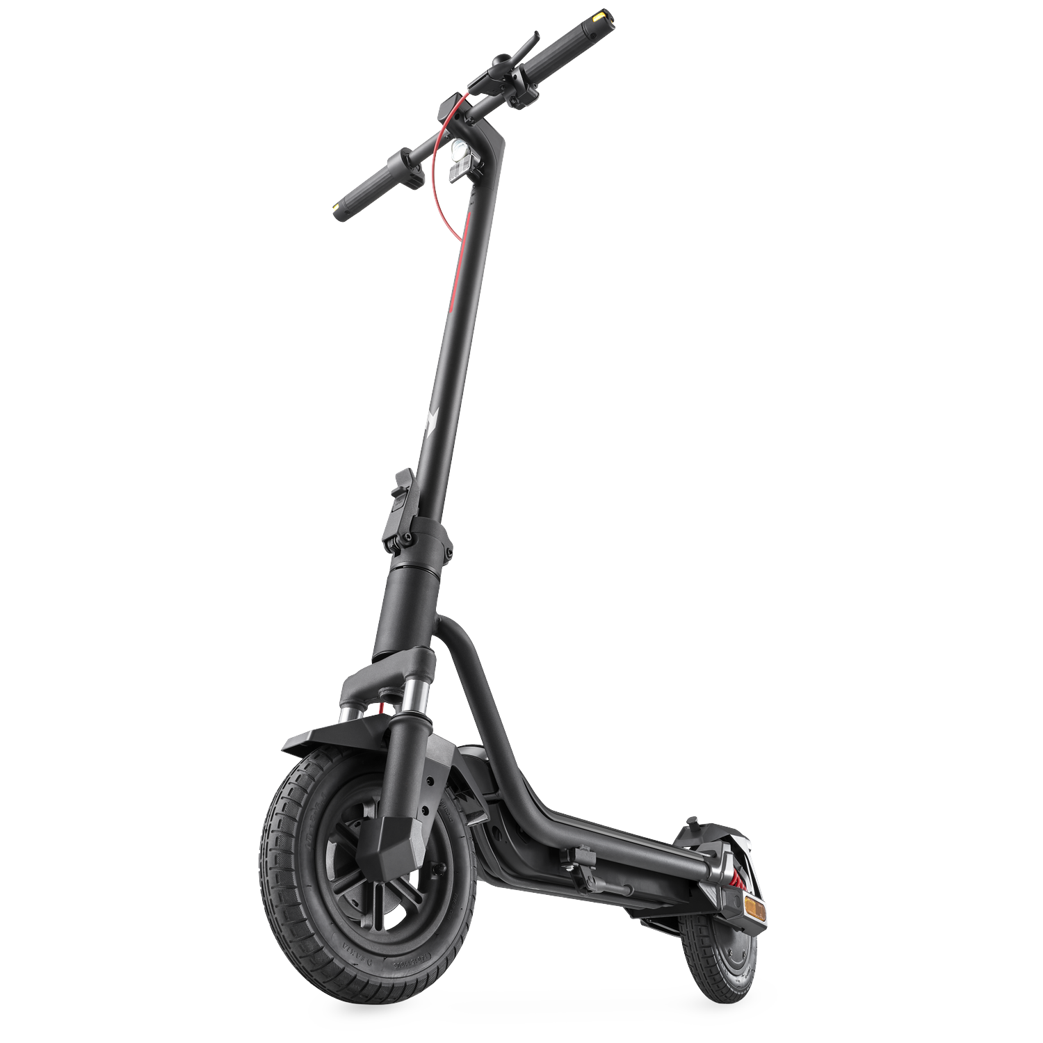 Een zwarte elektrische step met rode remkabel tegen een witte achtergrond.