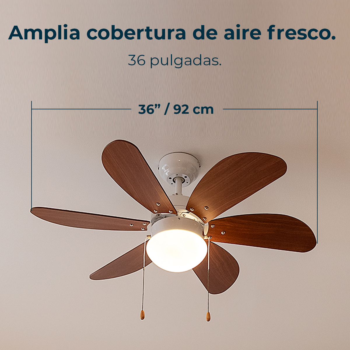 Ventilador de techo con 5 aspas de madera, luz y cadenas. 36 pulgadas.