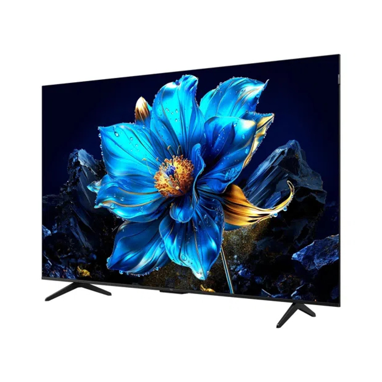 Una TV moderna mostra un fiore blu astratto con accenti dorati su sfondo scuro.