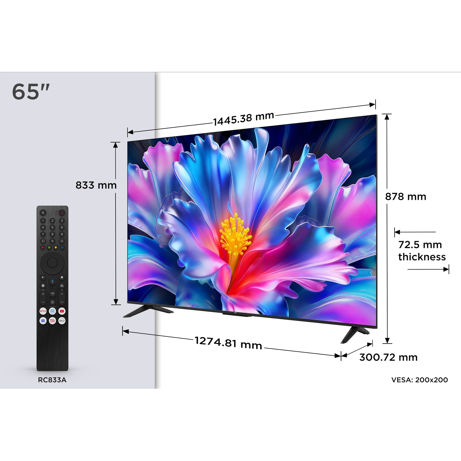 Una TV da 65 pollici con dimensioni e telecomando. Il display mostra un fiore astratto.