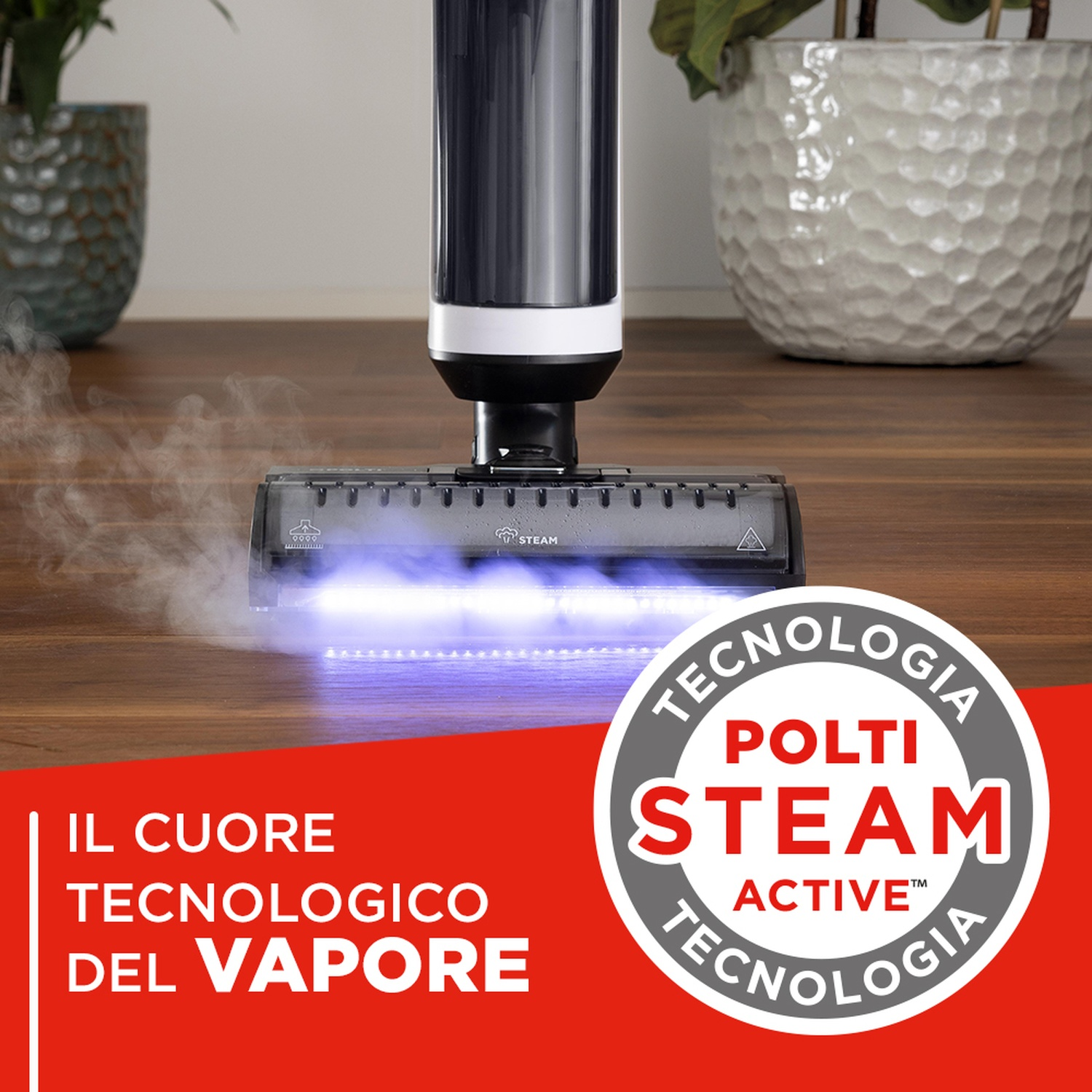 Spazzola lavapavimenti a vapore con LED blu su pavimento in legno.