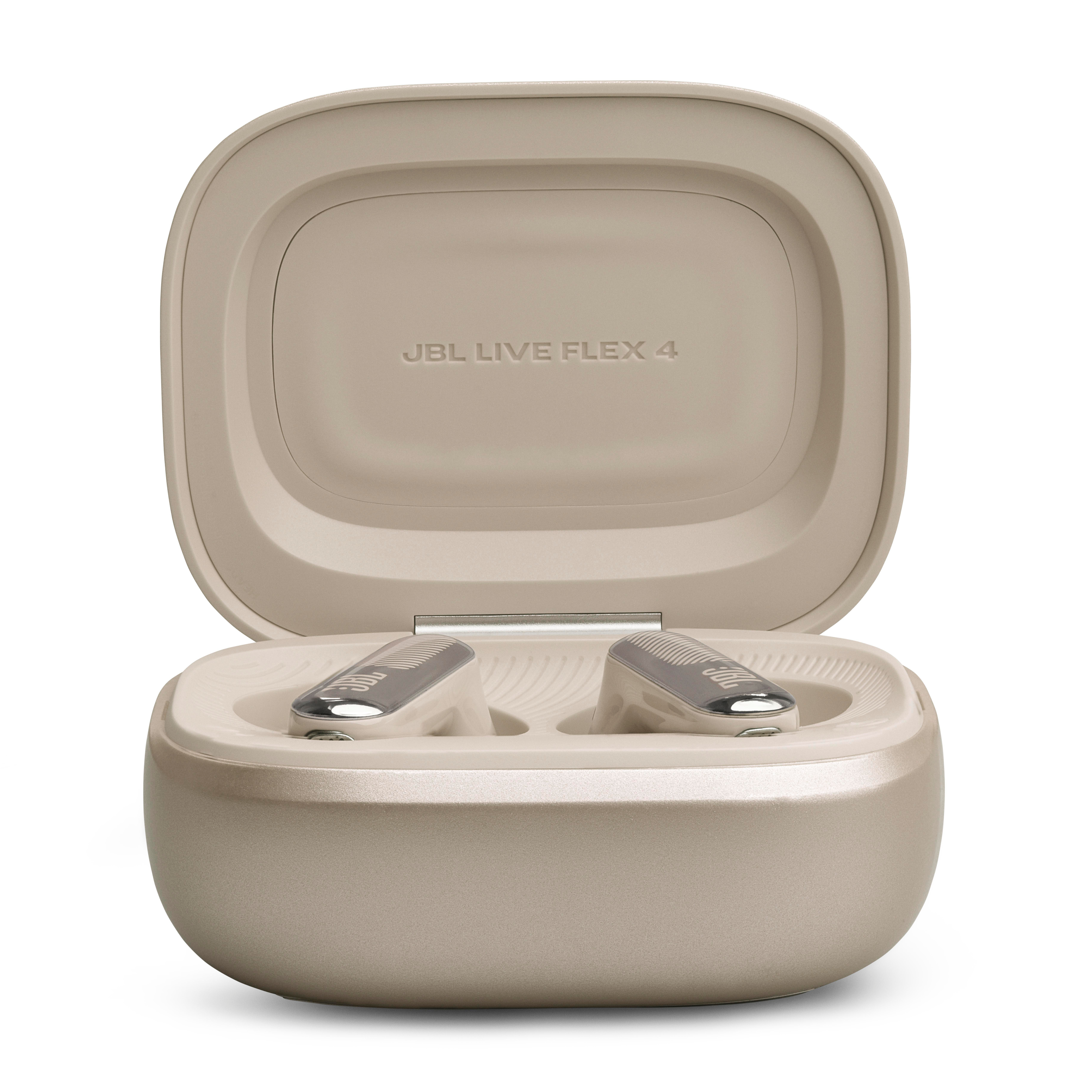 Beige JBL Kopfhörer mit Ladecase, innen mit zwei Ohrhörern.