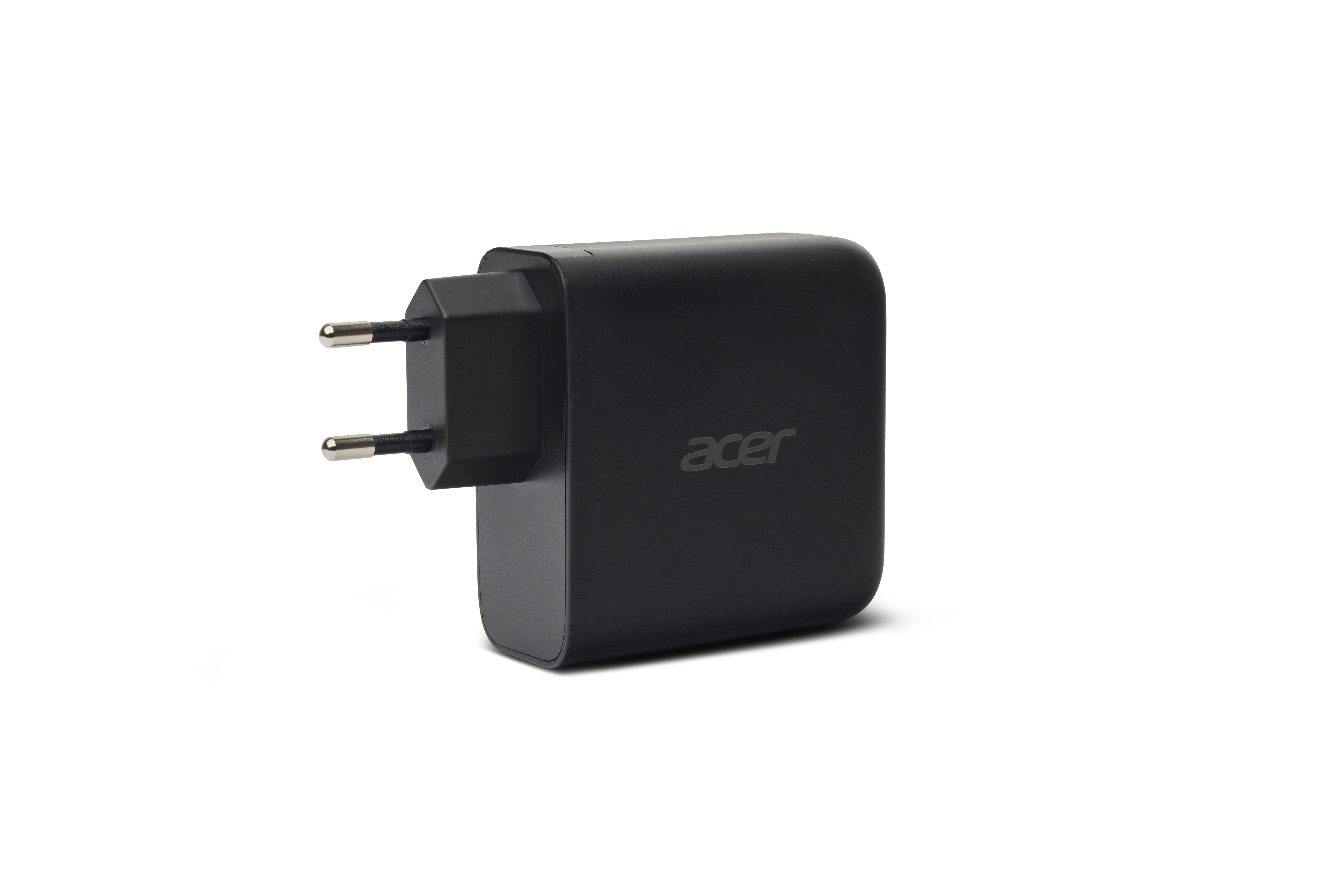 Schwarzer Acer Netzstecker mit zwei silbernen Pins auf weißem Hintergrund.
