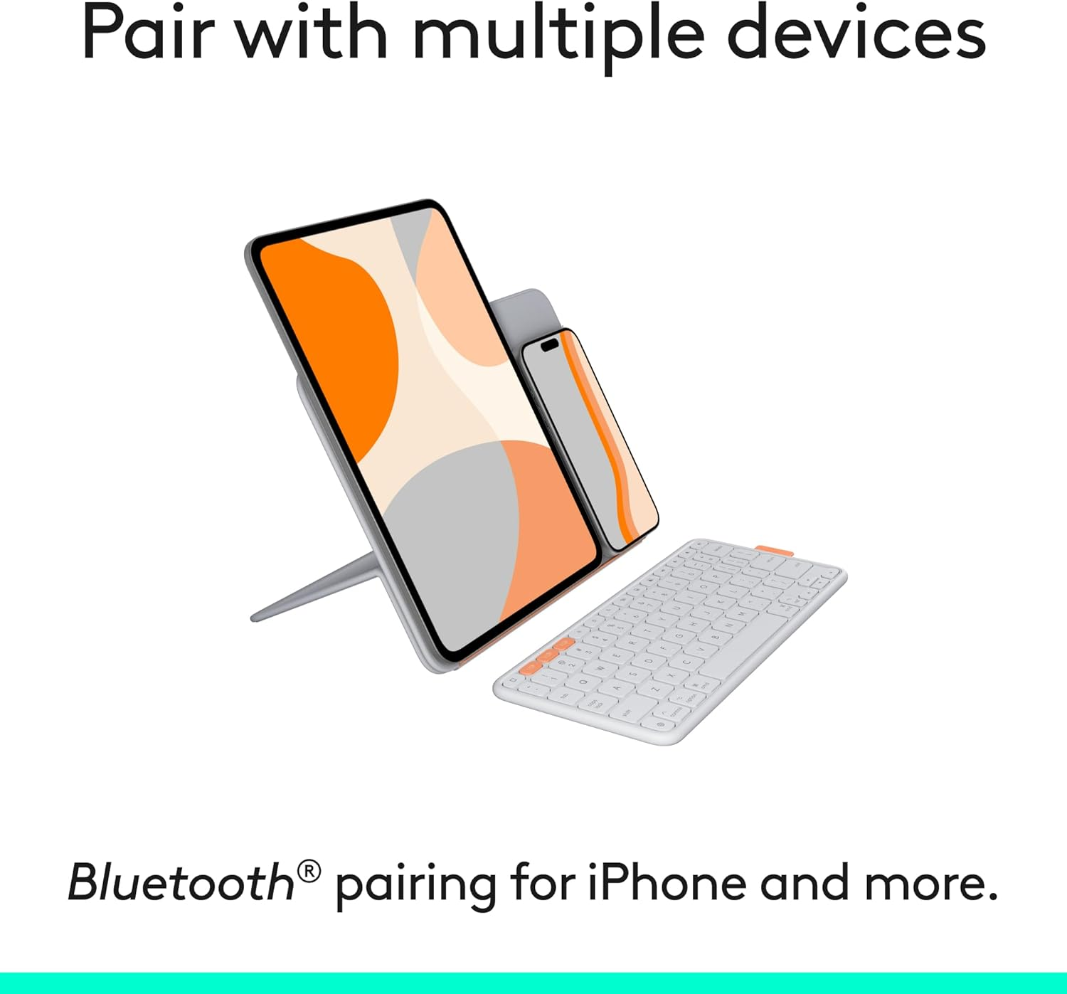 Ein Tablet und ein Smartphone stehen auf einem Ständer neben einer Tastatur.