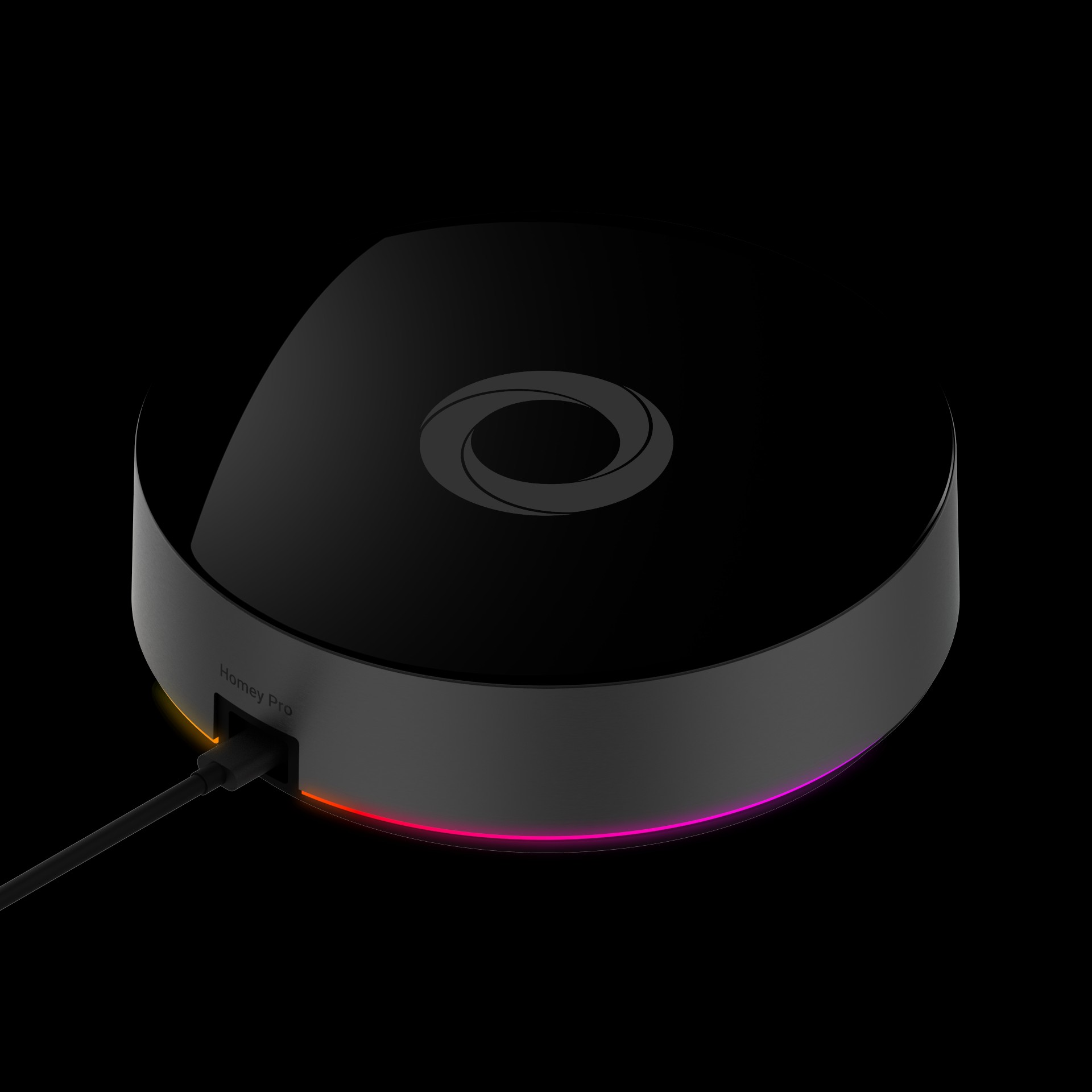 Ein schwarzer Homey Pro Hub mit beleuchtetem Ring in Orange und Rosa.