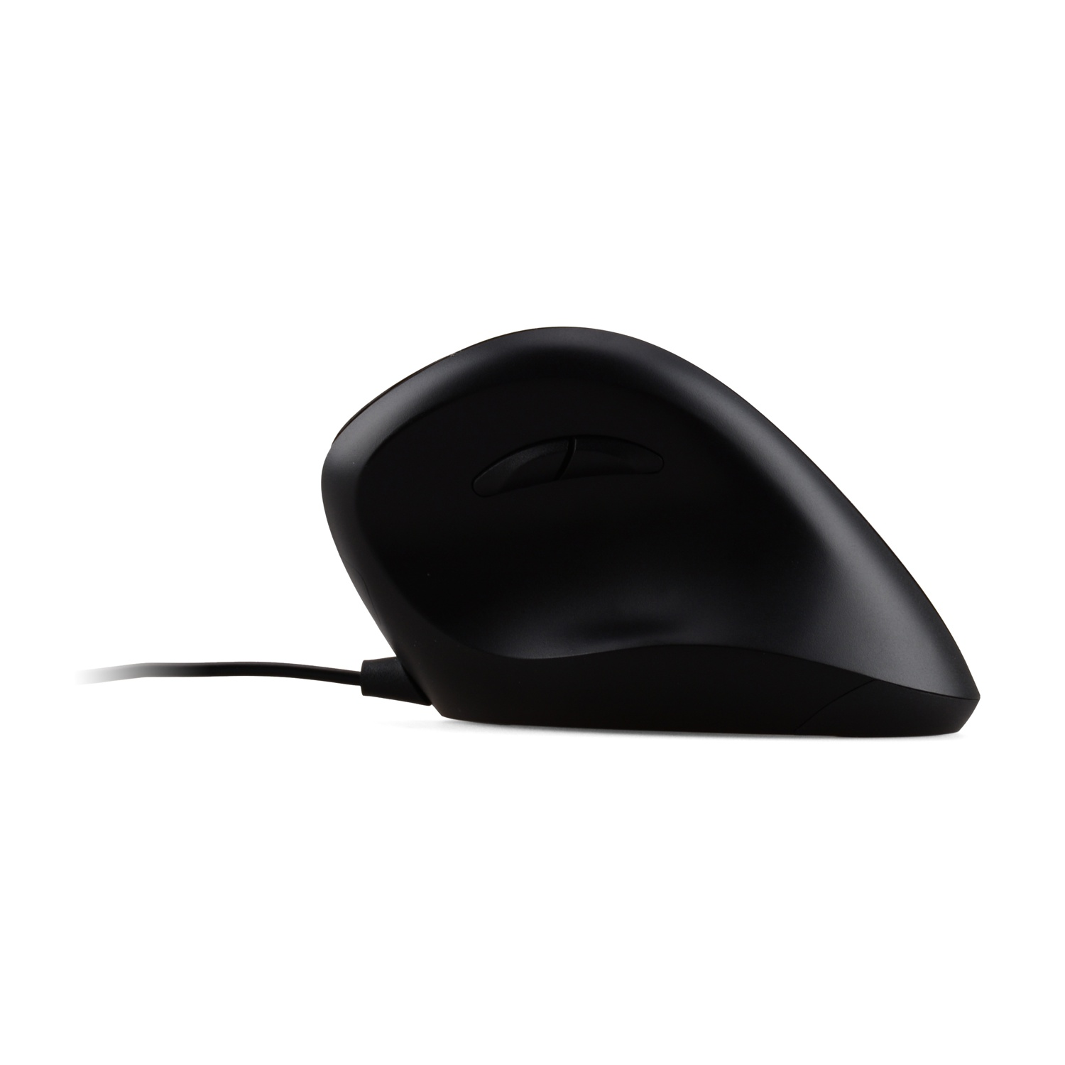 Un mouse ergonomico nero con filo su sfondo bianco.