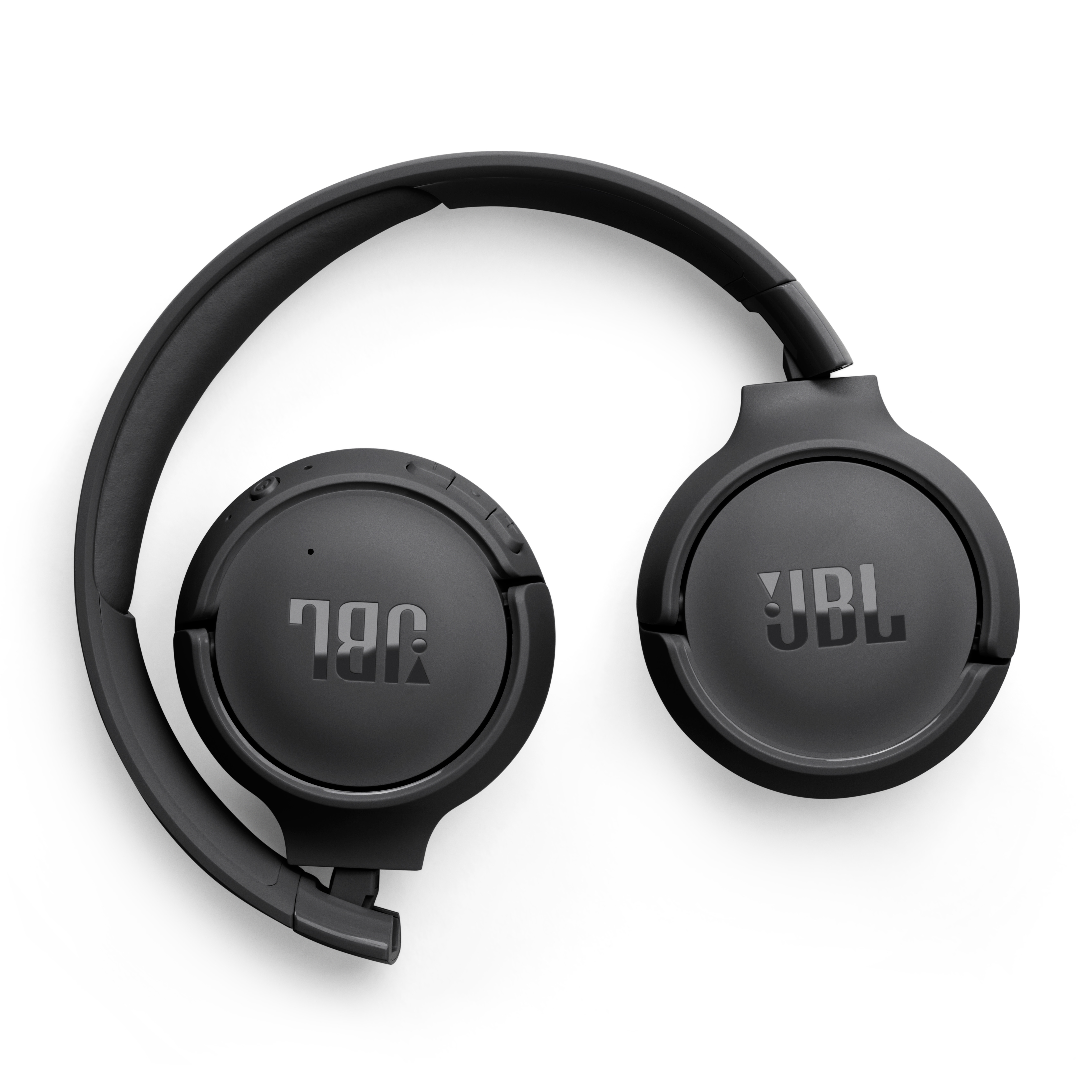 Schwarze faltbare Kopfhörer mit JBL-Logo auf weißem Hintergrund.