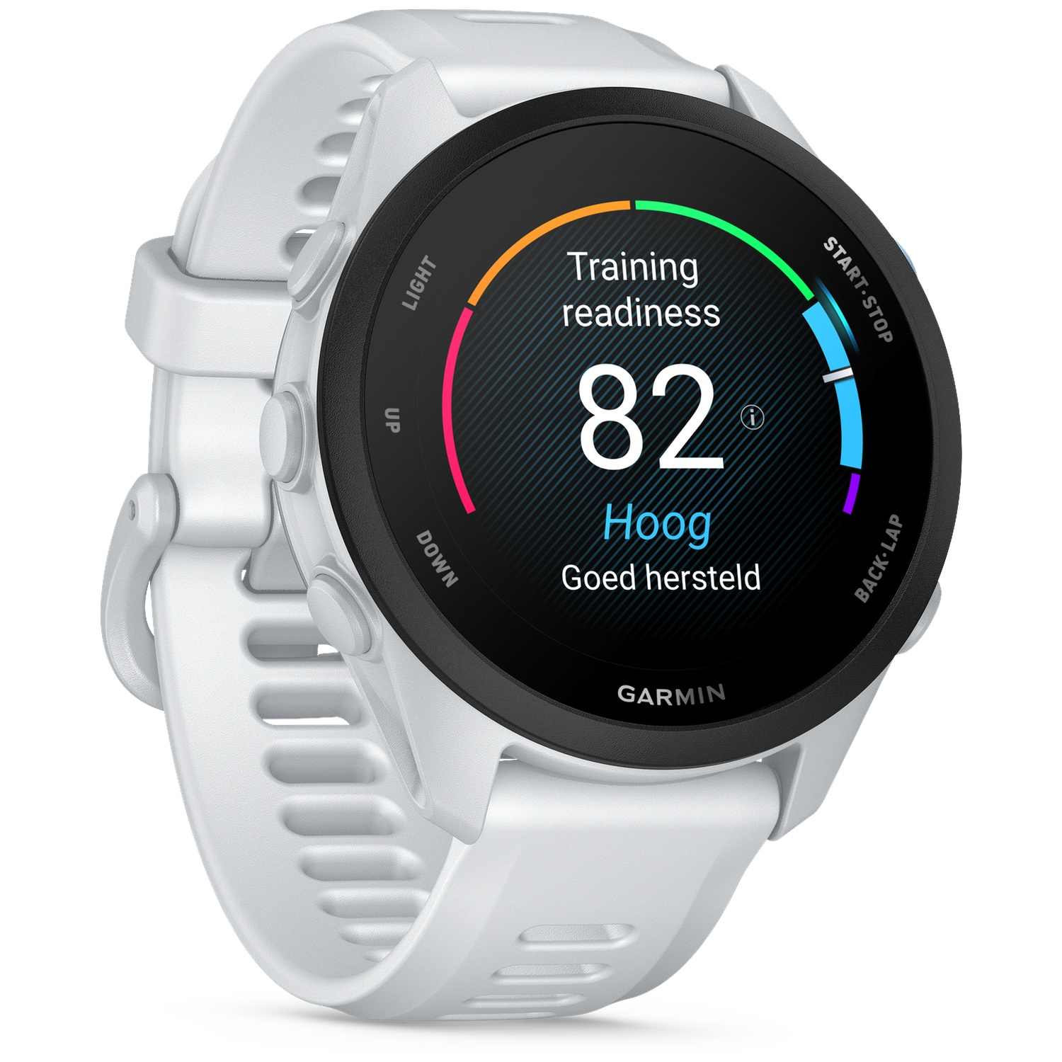 Montre connectée Garmin blanche affichant un score de préparation à l'entraînement de 82.