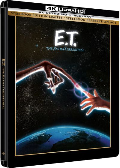 E.T. Steelbook 4K UHD. E.T. en een mens strekken hun vingers uit.