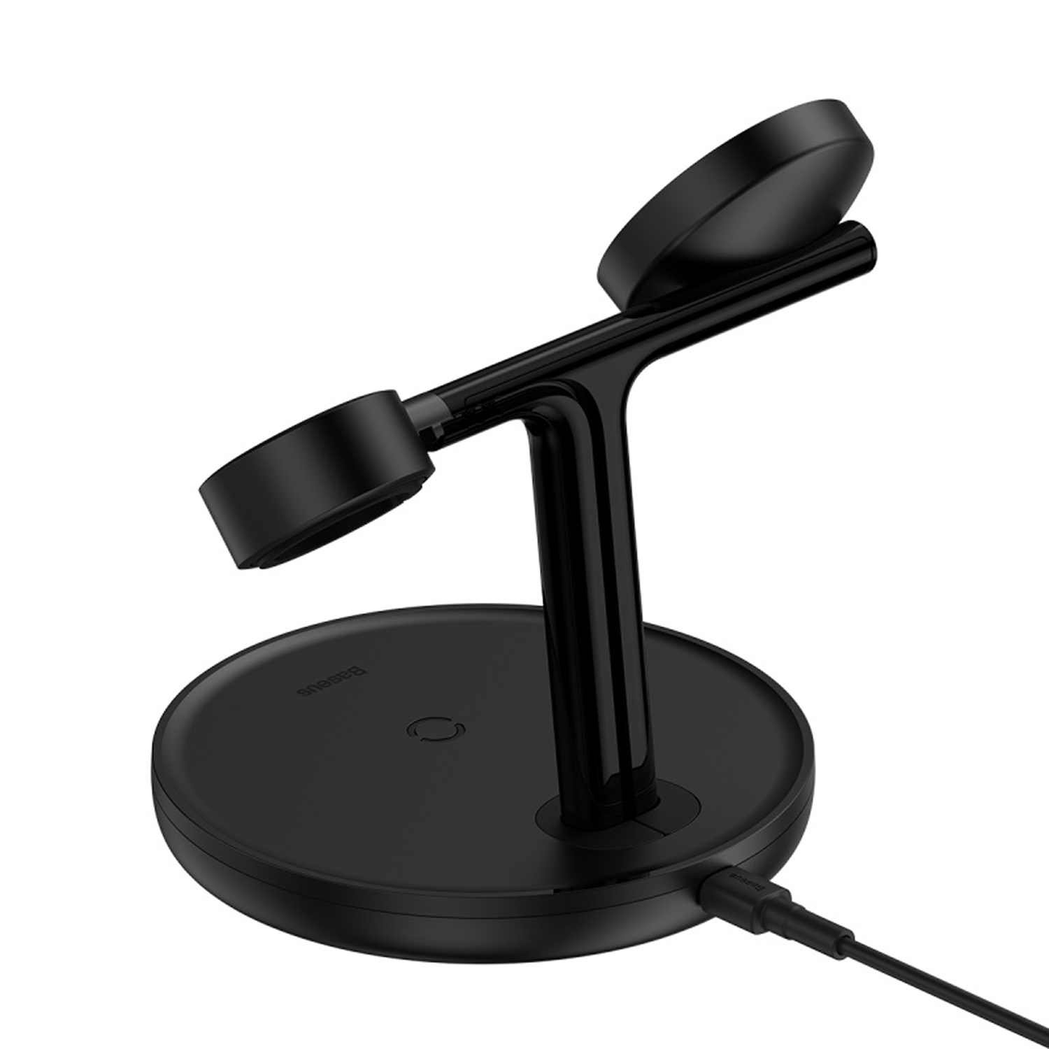 Cargador inalámbrico negro de tres bobinas con cable conectado.