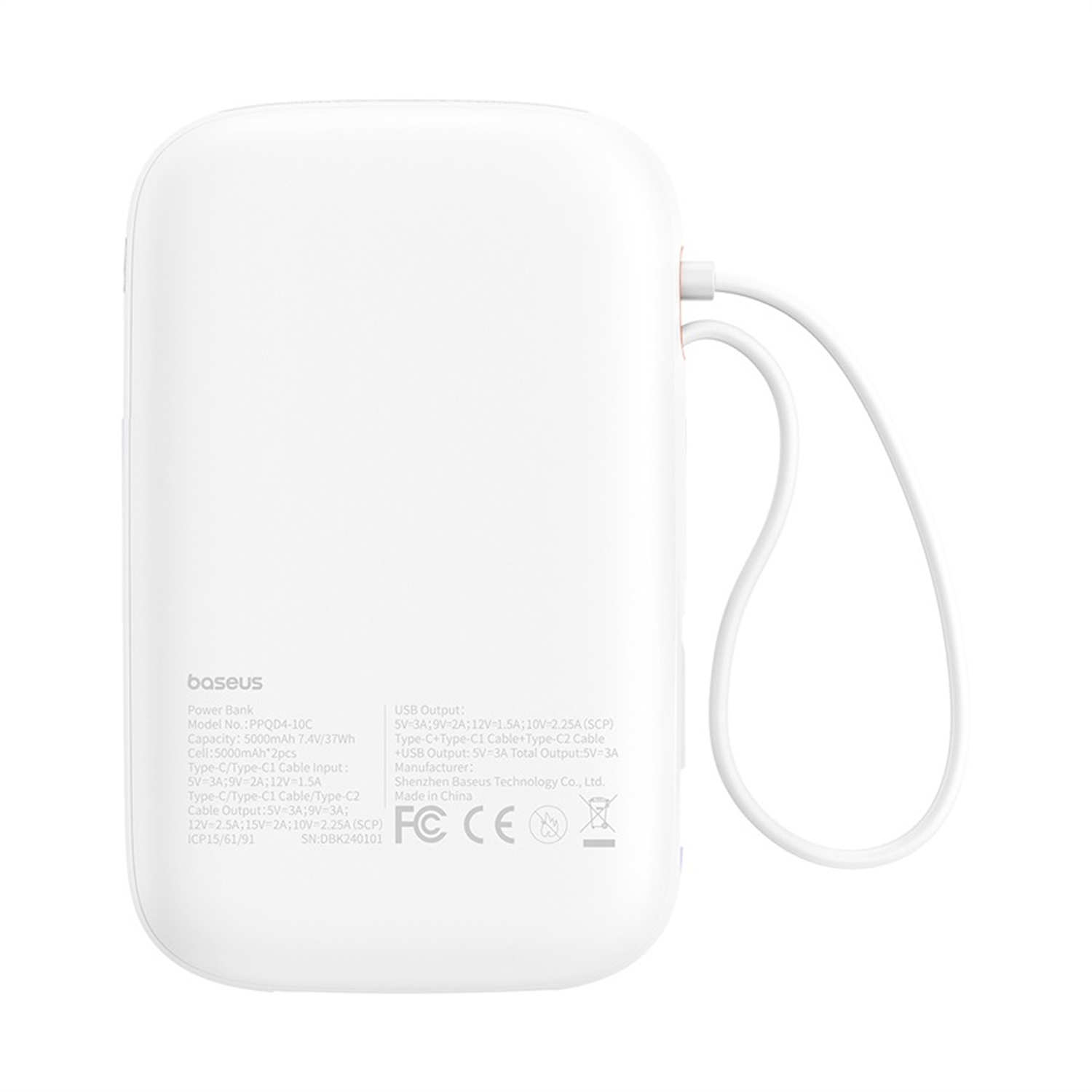 Batería externa Baseus blanca con datos y especificaciones de carga detrás.