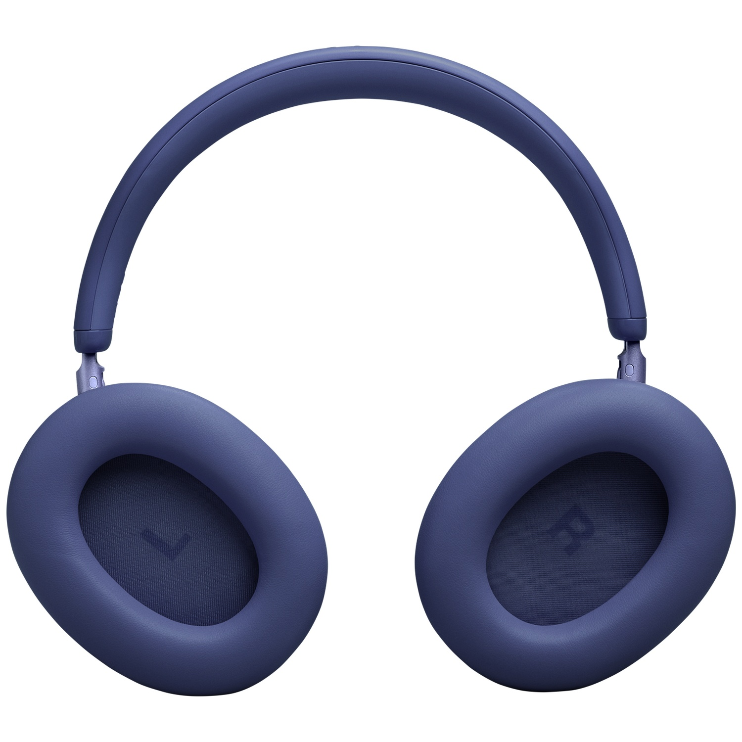 Un casque bleu foncé avec des oreillettes rembourrées, isolé sur fond blanc.